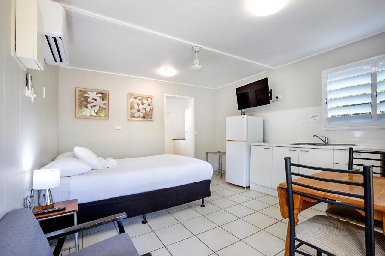 Bush Village Holiday Cabins Airlie Beach Exterior foto