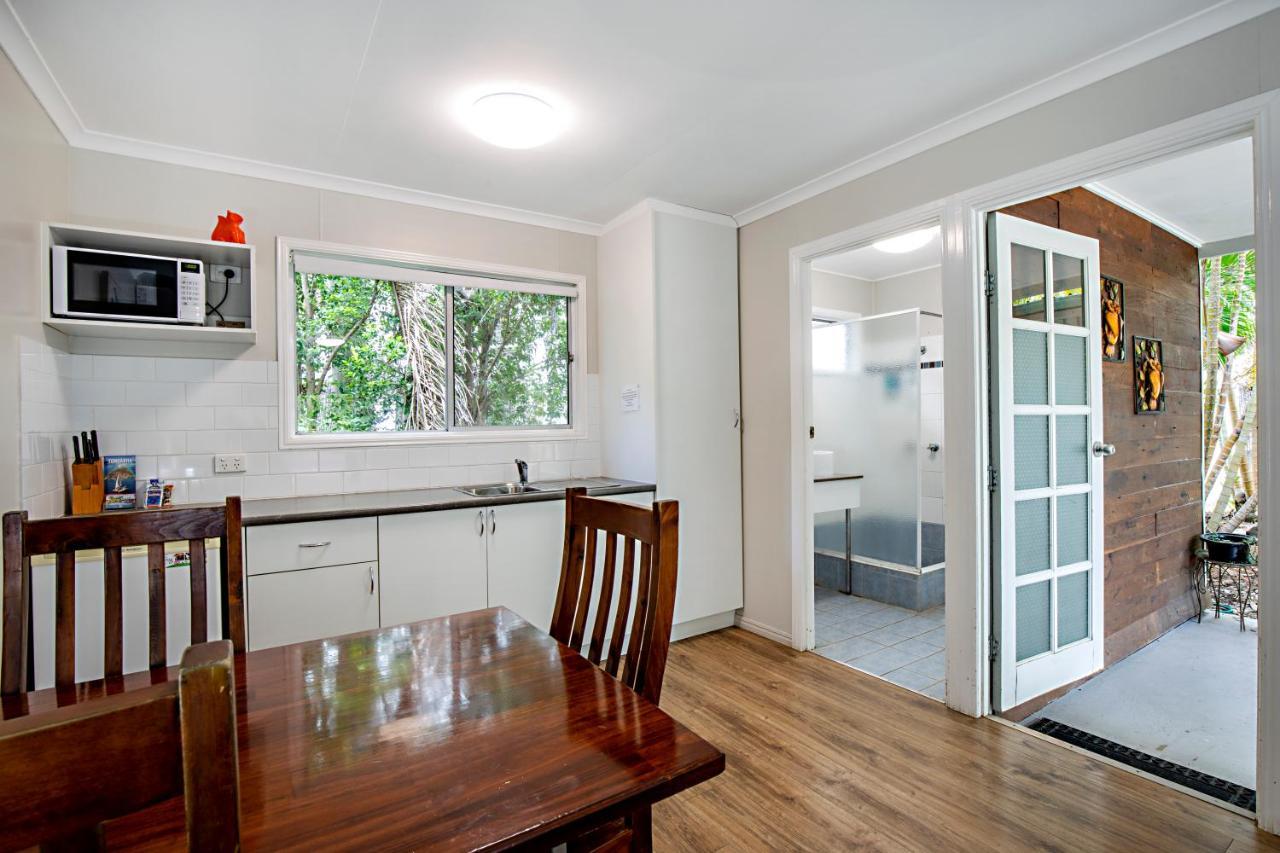 Bush Village Holiday Cabins Airlie Beach Exterior foto