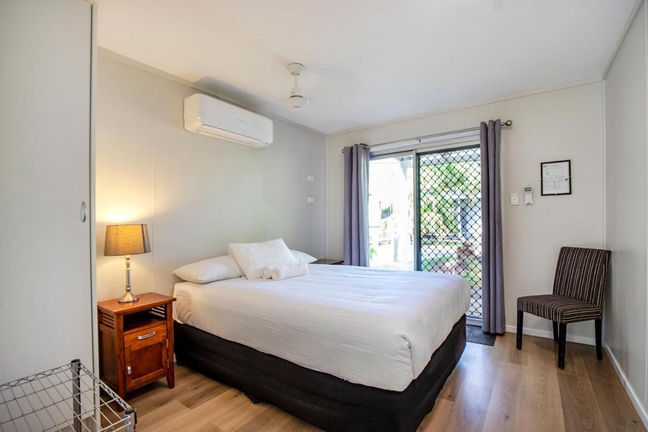Bush Village Holiday Cabins Airlie Beach Exterior foto