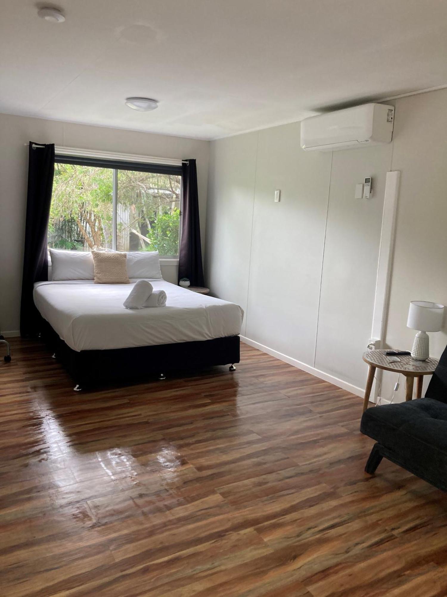 Bush Village Holiday Cabins Airlie Beach Exterior foto