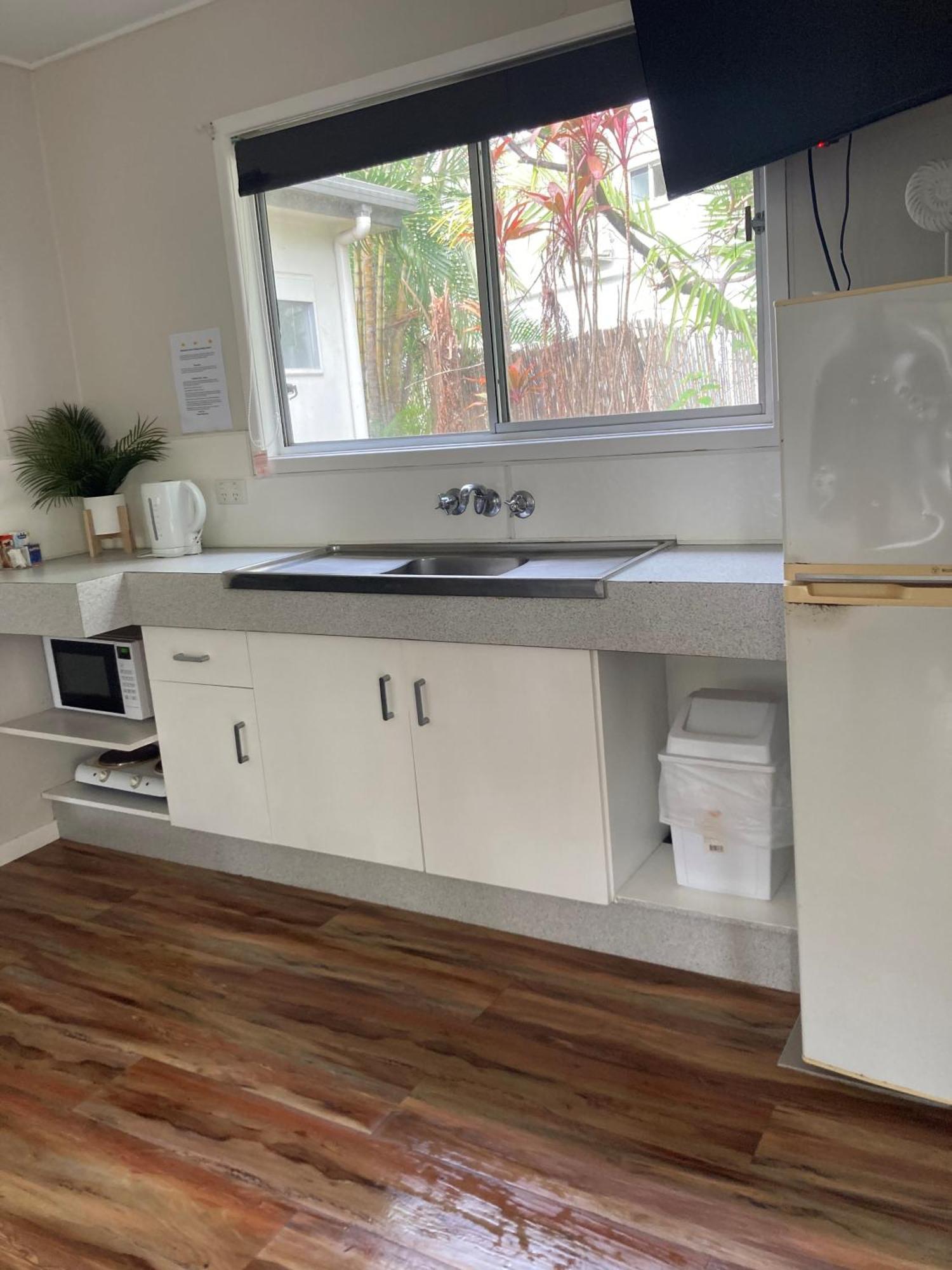 Bush Village Holiday Cabins Airlie Beach Exterior foto