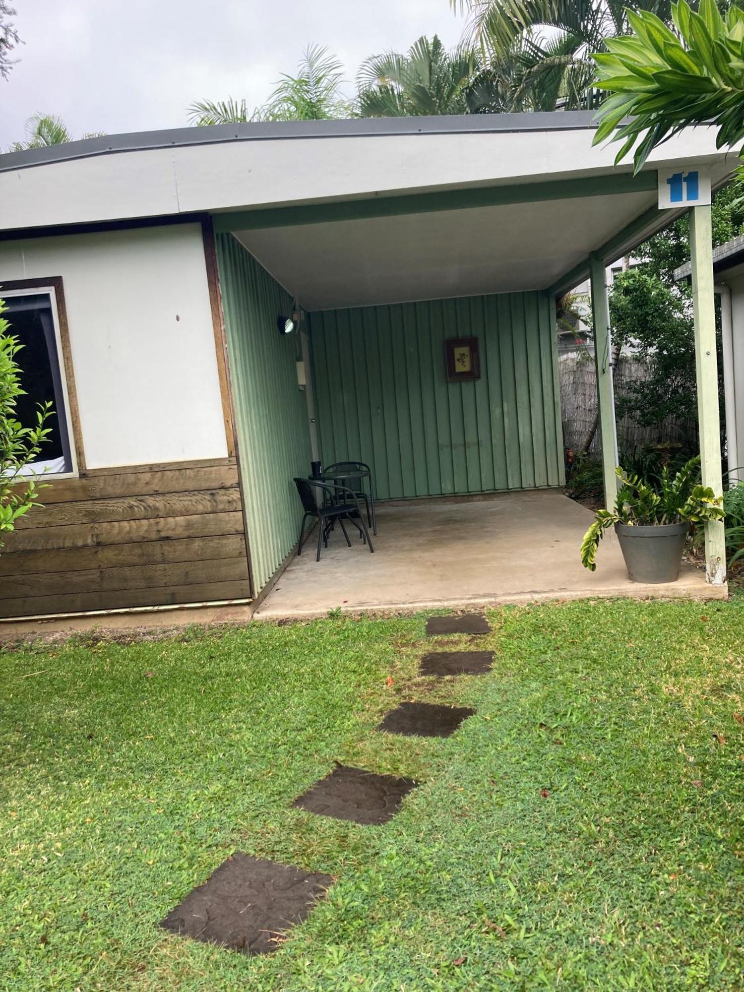 Bush Village Holiday Cabins Airlie Beach Exterior foto